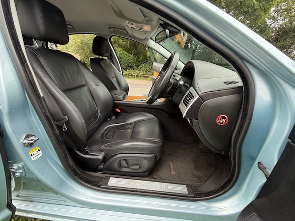 Used Jaguar XF 2012 for sale - 75344176: Photo 10