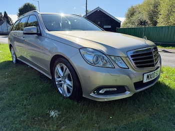 Used Mercedes-Benz E-Class 2010 for sale - 76022753: Photo
