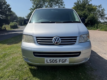 Used Volkswagen Transporter Shuttle 2005 for sale - 78995366: Photo