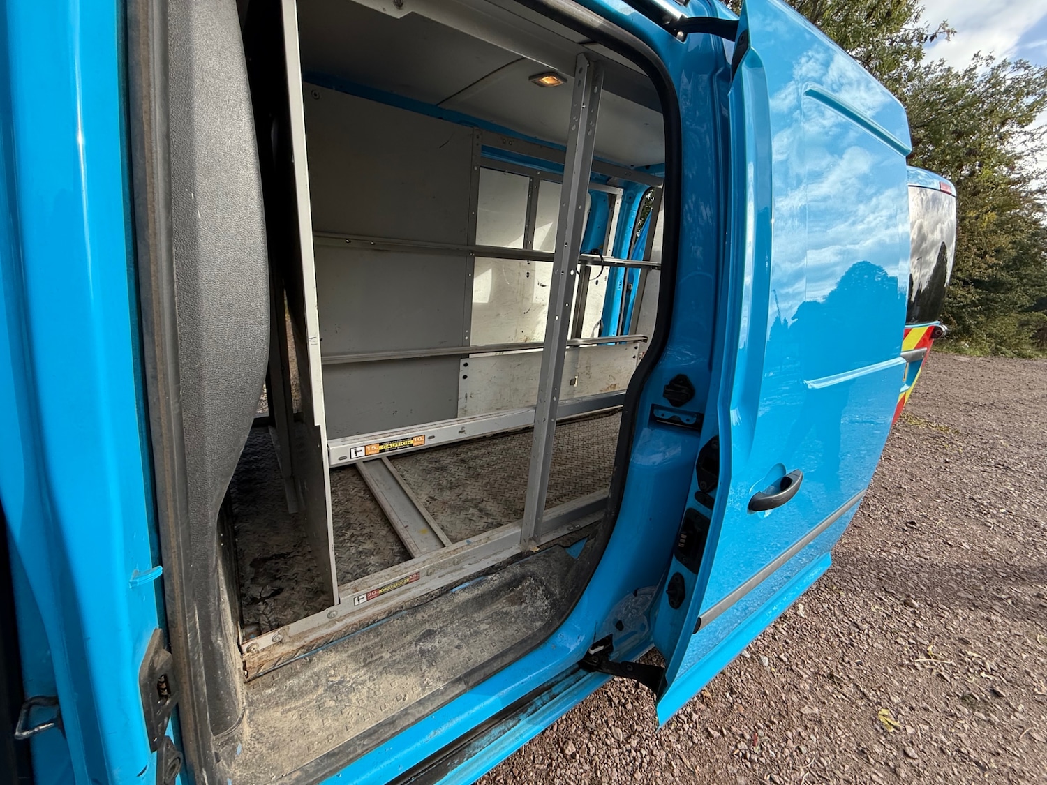 Used Volkswagen Caddy Maxi 2015 for sale - 76170522: Photo 10
