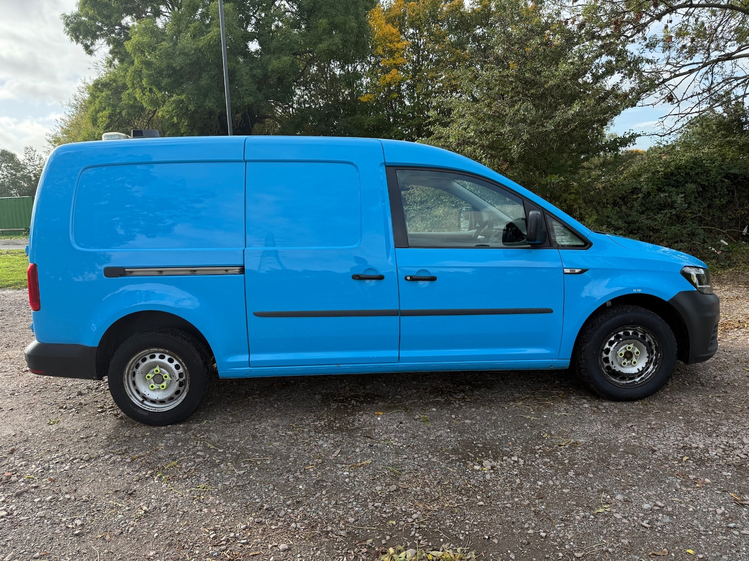 Used Volkswagen Caddy Maxi 2015 for sale - 76170522: Photo 2