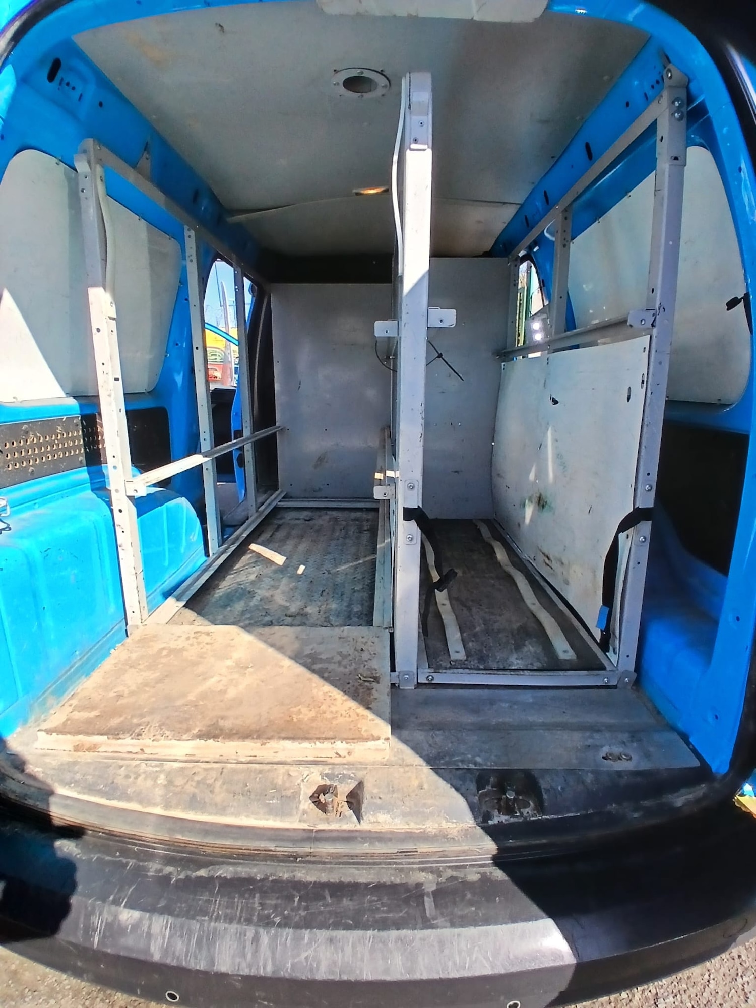 Used Volkswagen Caddy Maxi 2015 for sale - 76170522: Photo 24