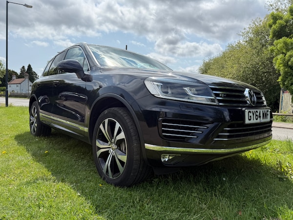 Used Volkswagen Touareg 2014 for sale - 74912341: Photo 2