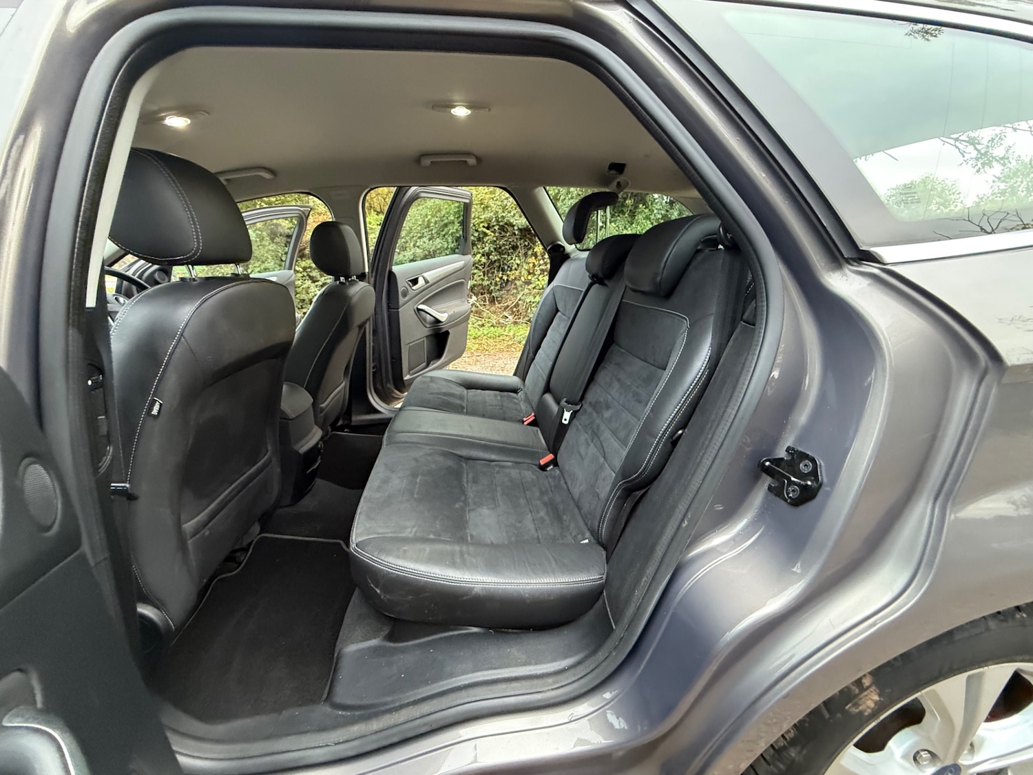 Used Ford Mondeo 2011 for sale - 76222205: Photo 13