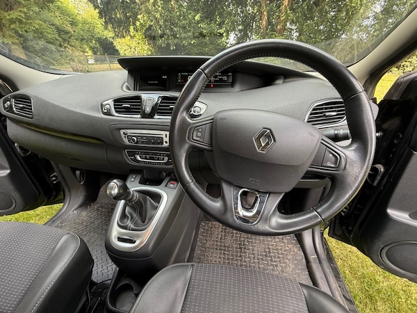 Used Renault Scenic 2015 for sale - 75409403: Photo 14