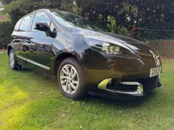 2015 (15) - 1.5 dCi Dynamique TomTom Energy 5dr [Start Stop]