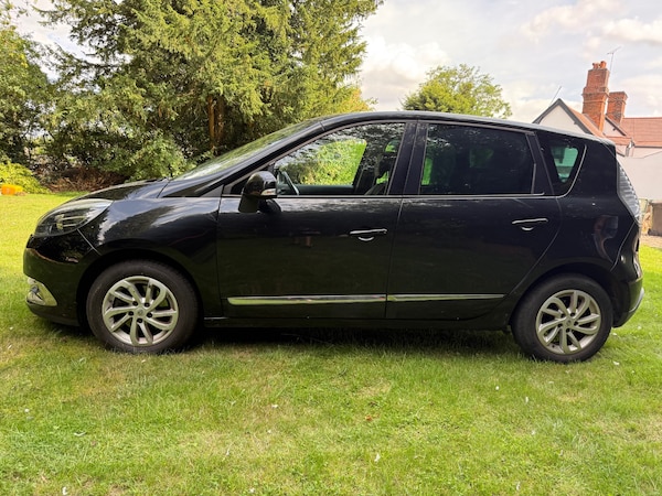 Used Renault Scenic 2015 for sale - 75409403: Photo 6