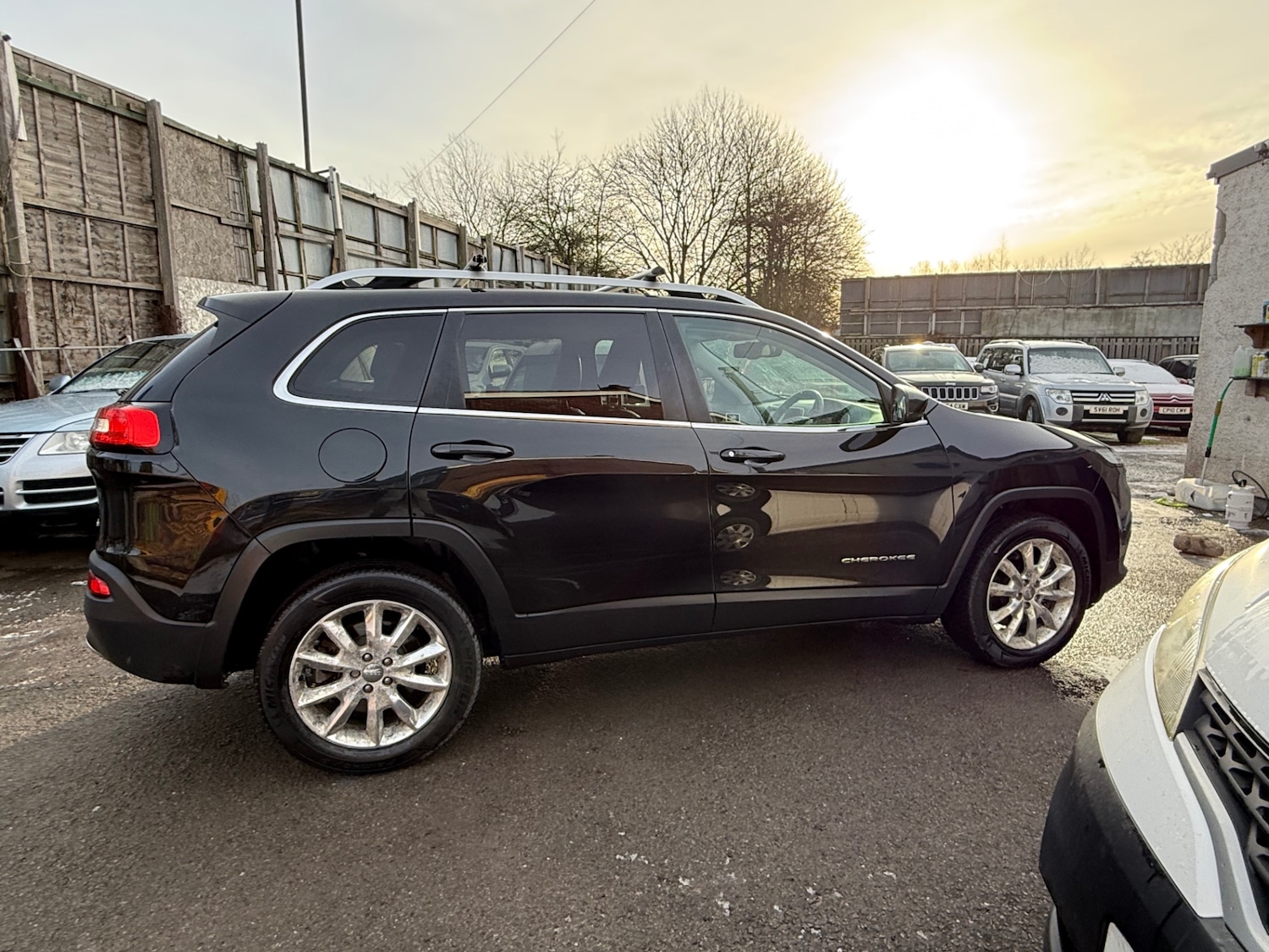 Used Jeep Cherokee 2015 for sale - 77114407: Photo 4