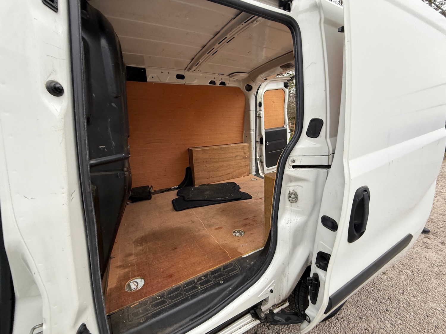 Used Vauxhall Combo 2013 for sale - 77062142: Photo 14