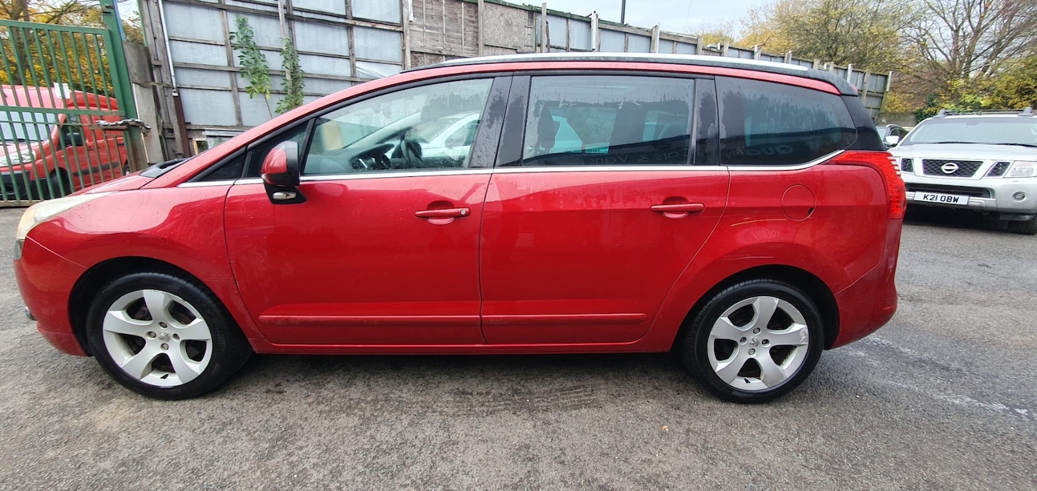 Used Peugeot 5008 2010 for sale - 76479571: Photo 4