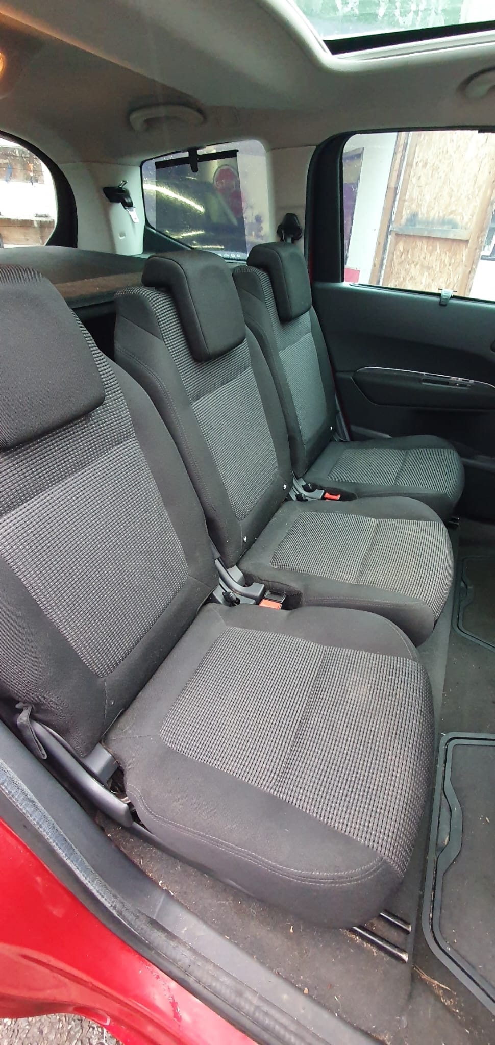 Used Peugeot 5008 2010 for sale - 76479571: Photo 9