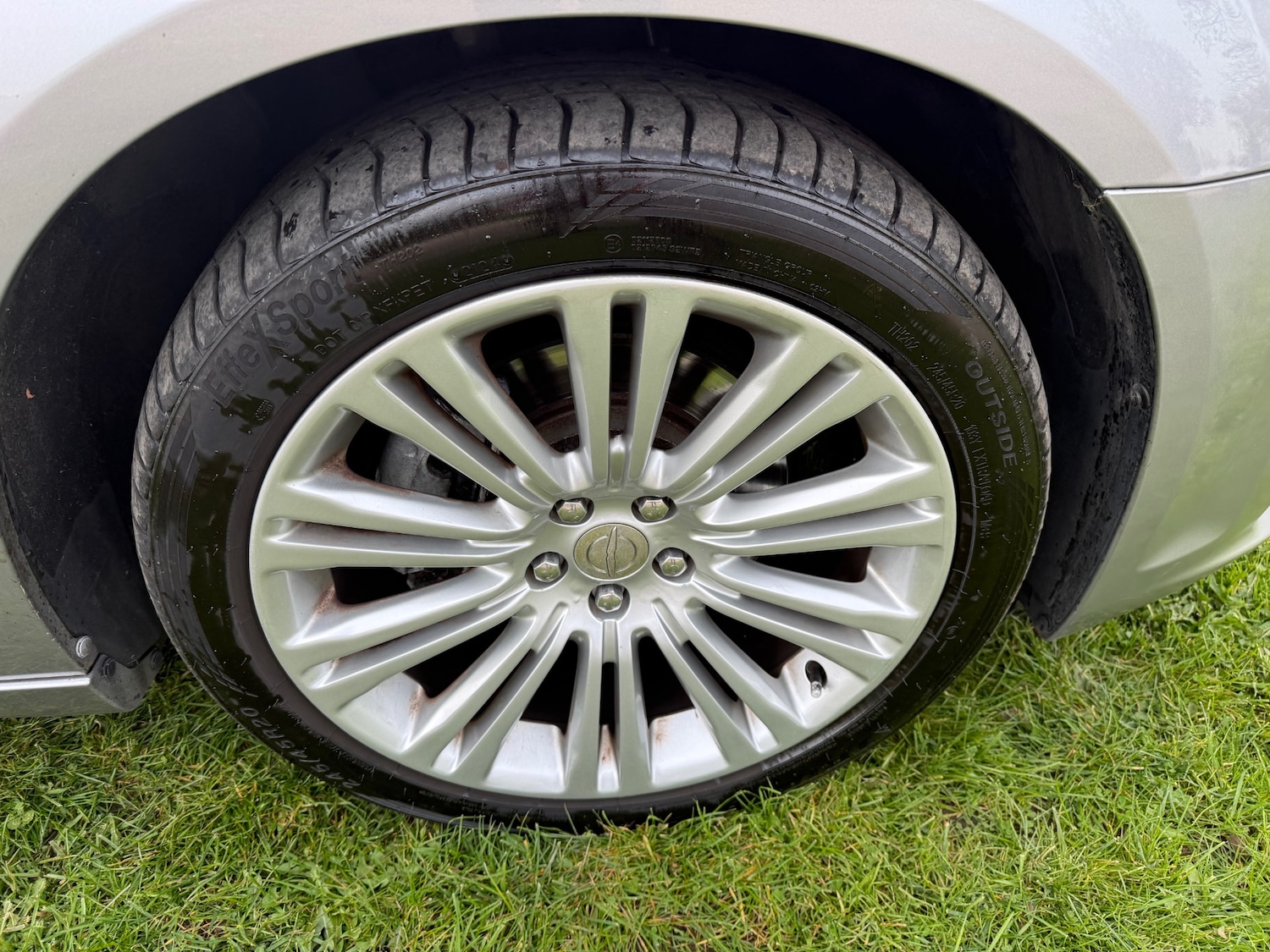 Used Chrysler 300C 2014 for sale - 77984148: Photo 9