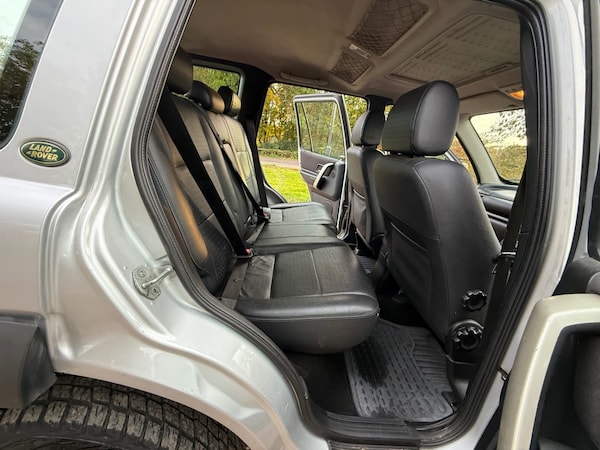 Used Land Rover Freelander 2005 for sale - 76234940: Photo 11