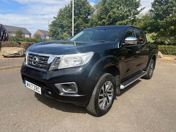Used Nissan Navara 2017 for sale - 79473575: Photo