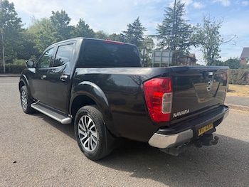 Used Nissan Navara 2017 for sale - 79473575: Photo