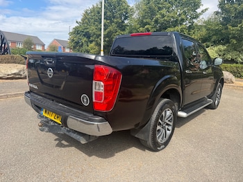 Used Nissan Navara 2017 for sale - 79473575: Photo