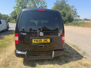 Used Volkswagen Caddy Maxi Life 2009 for sale - 79217839: Photo