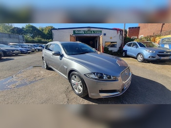 2014 (64) - 2.2d [200] Luxury 5dr Auto