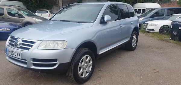 Used Volkswagen Touareg 2005 for sale - 74234187: Photo 2