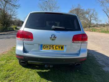 Used Volkswagen Touareg 2005 for sale - 74234187: Photo