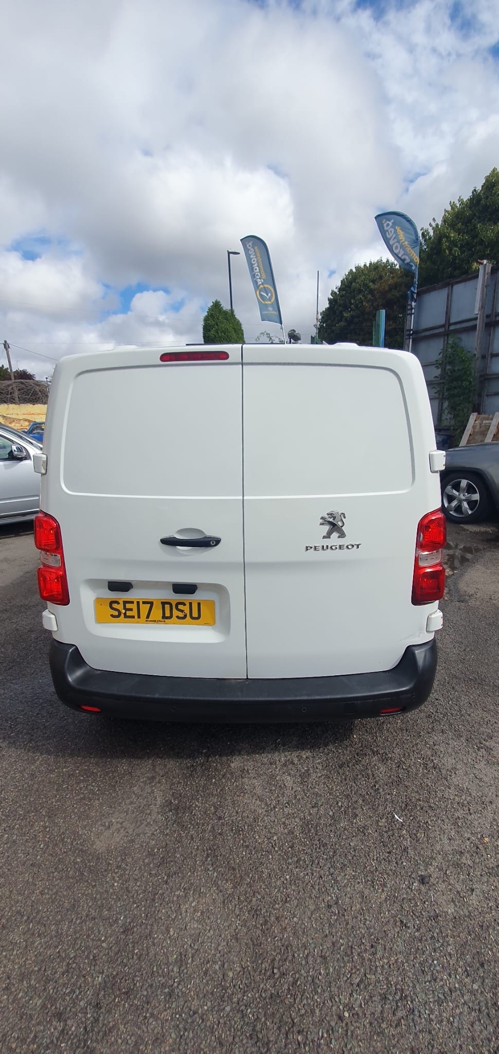 Used Peugeot Expert 2017 for sale - 76737897: Photo 7