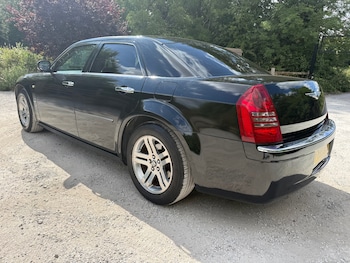 Used Chrysler 300C 2006 for sale - 79057040: Photo