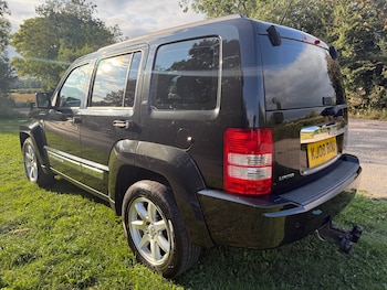 Used Jeep Cherokee 2008 for sale - 75932420: Photo