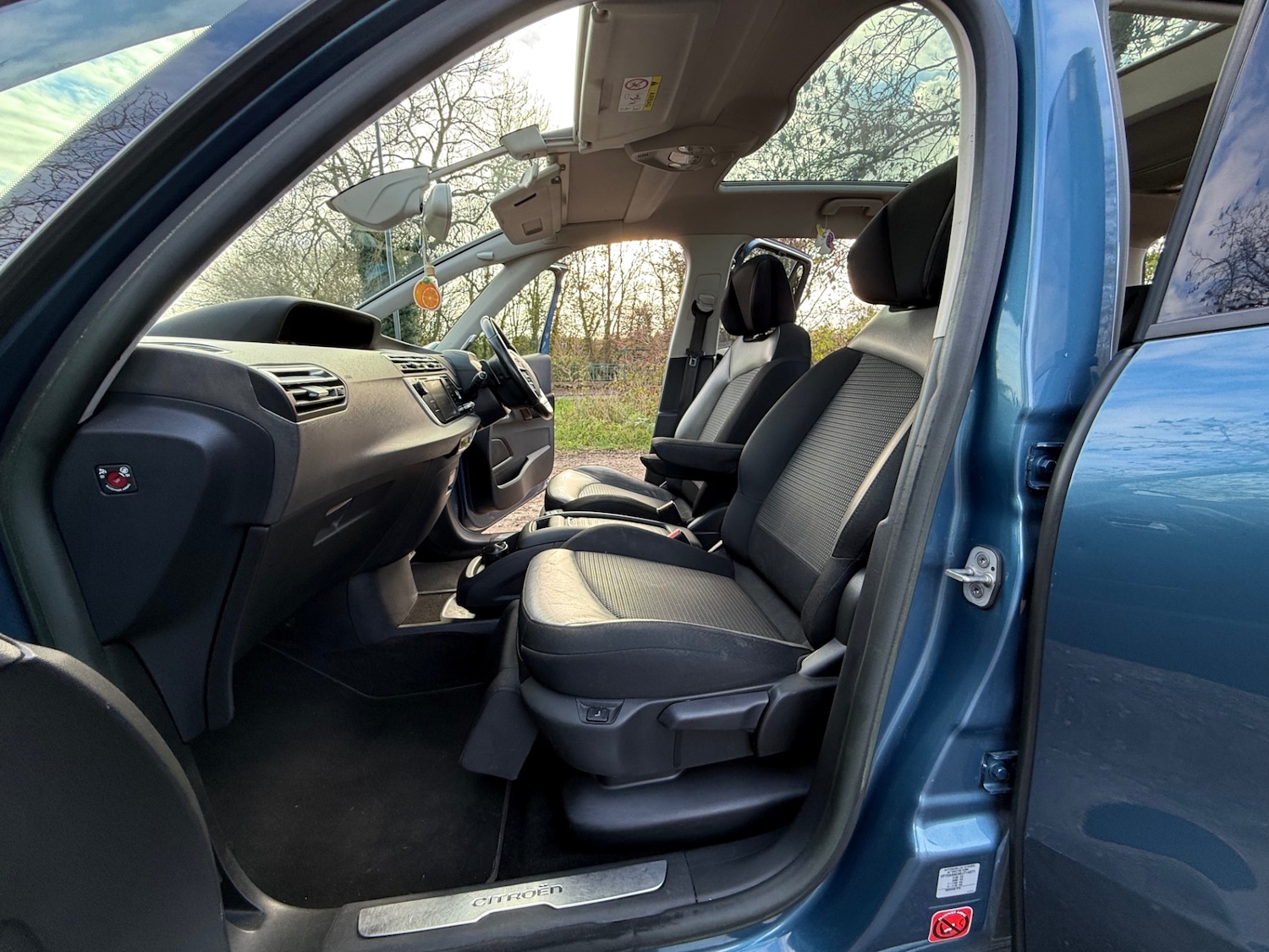 Used Citroen C4 Grand Picasso 2014 for sale - 76566732: Photo 12