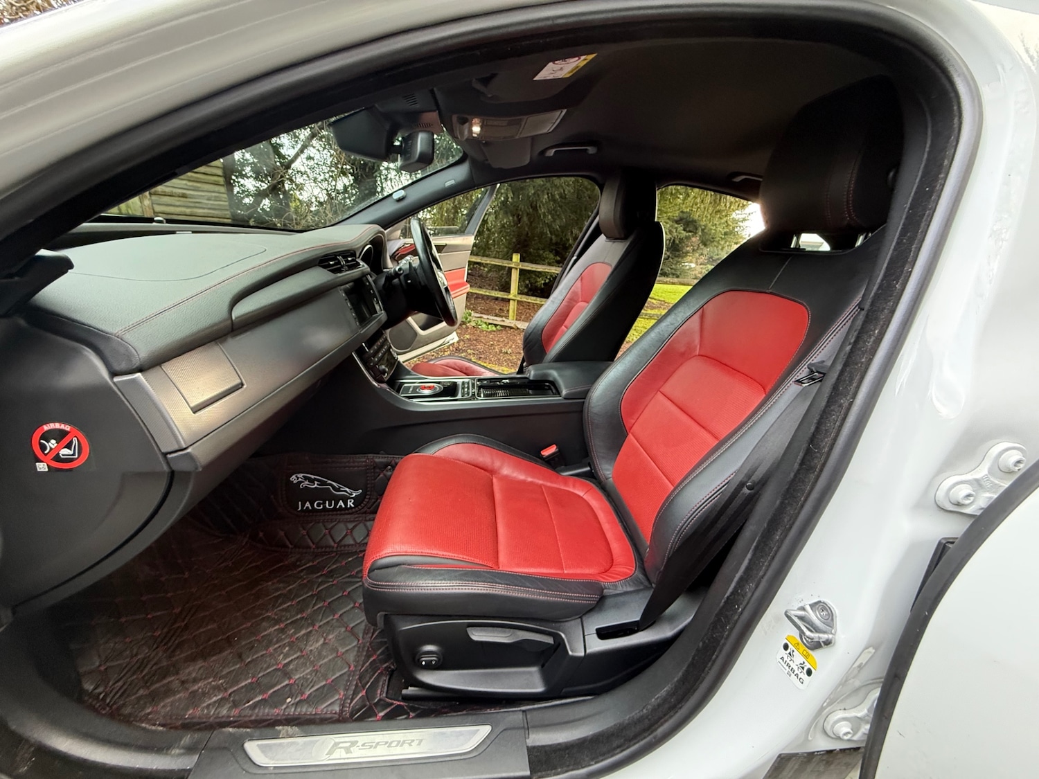 Used Jaguar XF 2016 for sale - 77234613: Photo 10