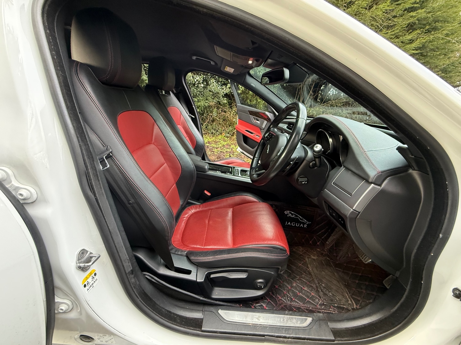 Used Jaguar XF 2016 for sale - 77234613: Photo 14