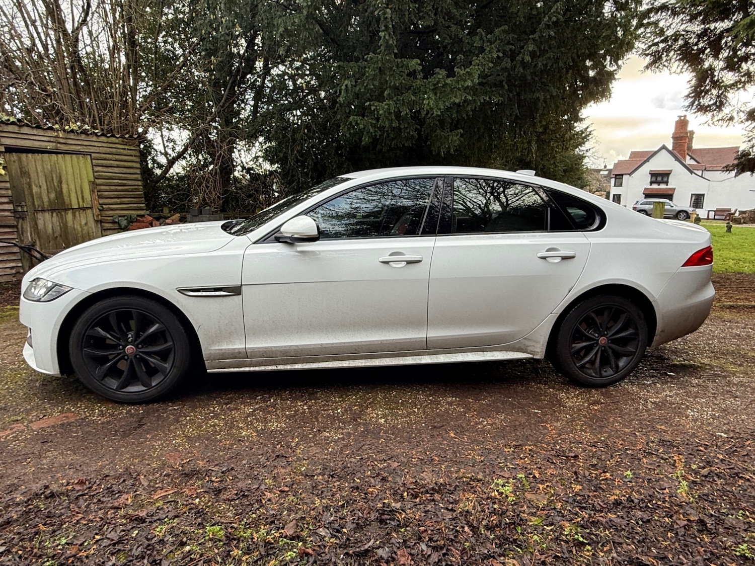 Used Jaguar XF 2016 for sale - 77234613: Photo 4