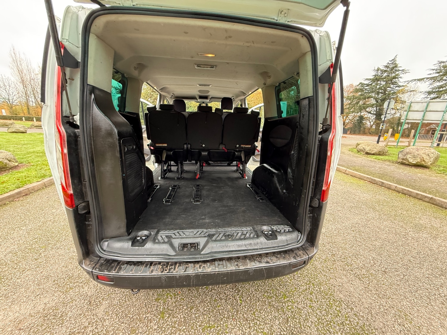 Used Ford Tourneo Custom 2014 for sale - 76526093: Photo 11