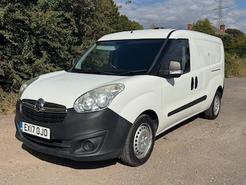 Used Vauxhall Combo 2017 for sale - 79448483: Photo