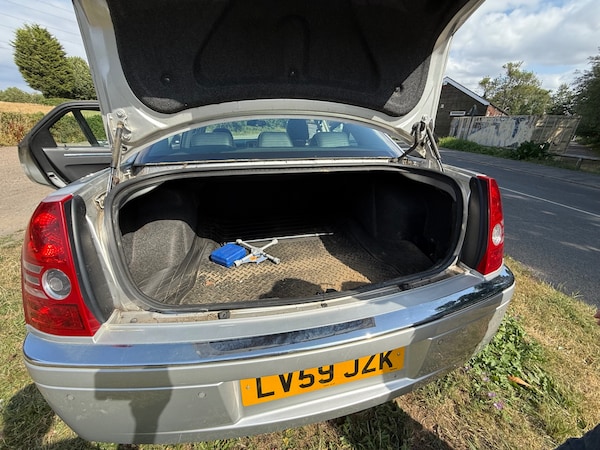 Used Chrysler 300C 2009 for sale - 75241511: Photo 11