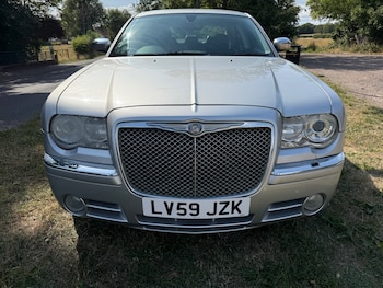 Used Chrysler 300C 2009 for sale - 75241511: Photo