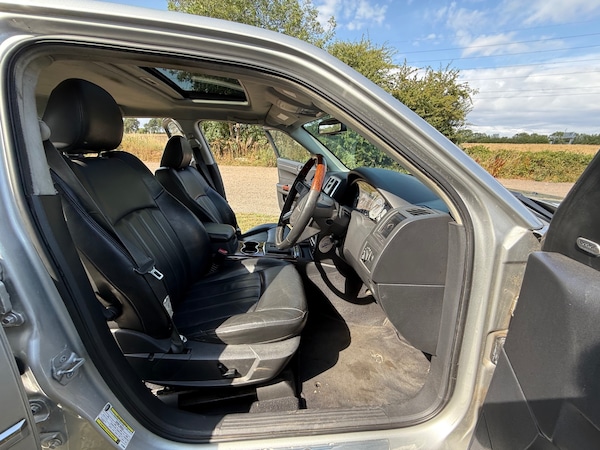 Used Chrysler 300C 2009 for sale - 75241511: Photo 9