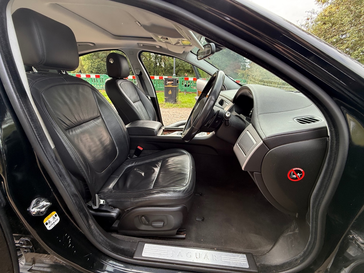 Used Jaguar XF 2010 for sale - 76078912: Photo 9