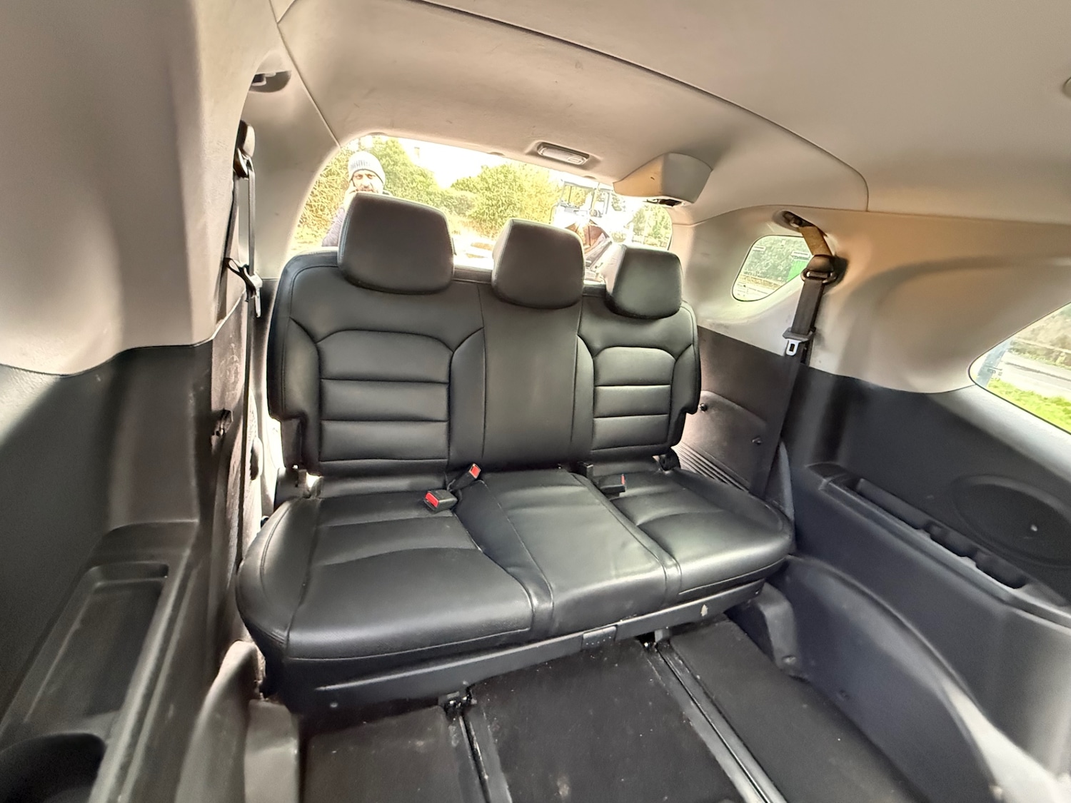 Used Ssangyong Turismo 2018 for sale - 77689342: Photo 11