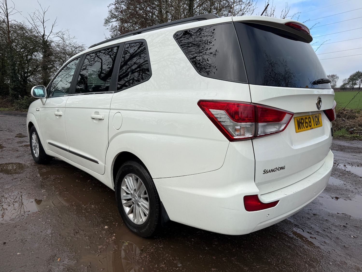 Used Ssangyong Turismo 2018 for sale - 77689342: Photo 5