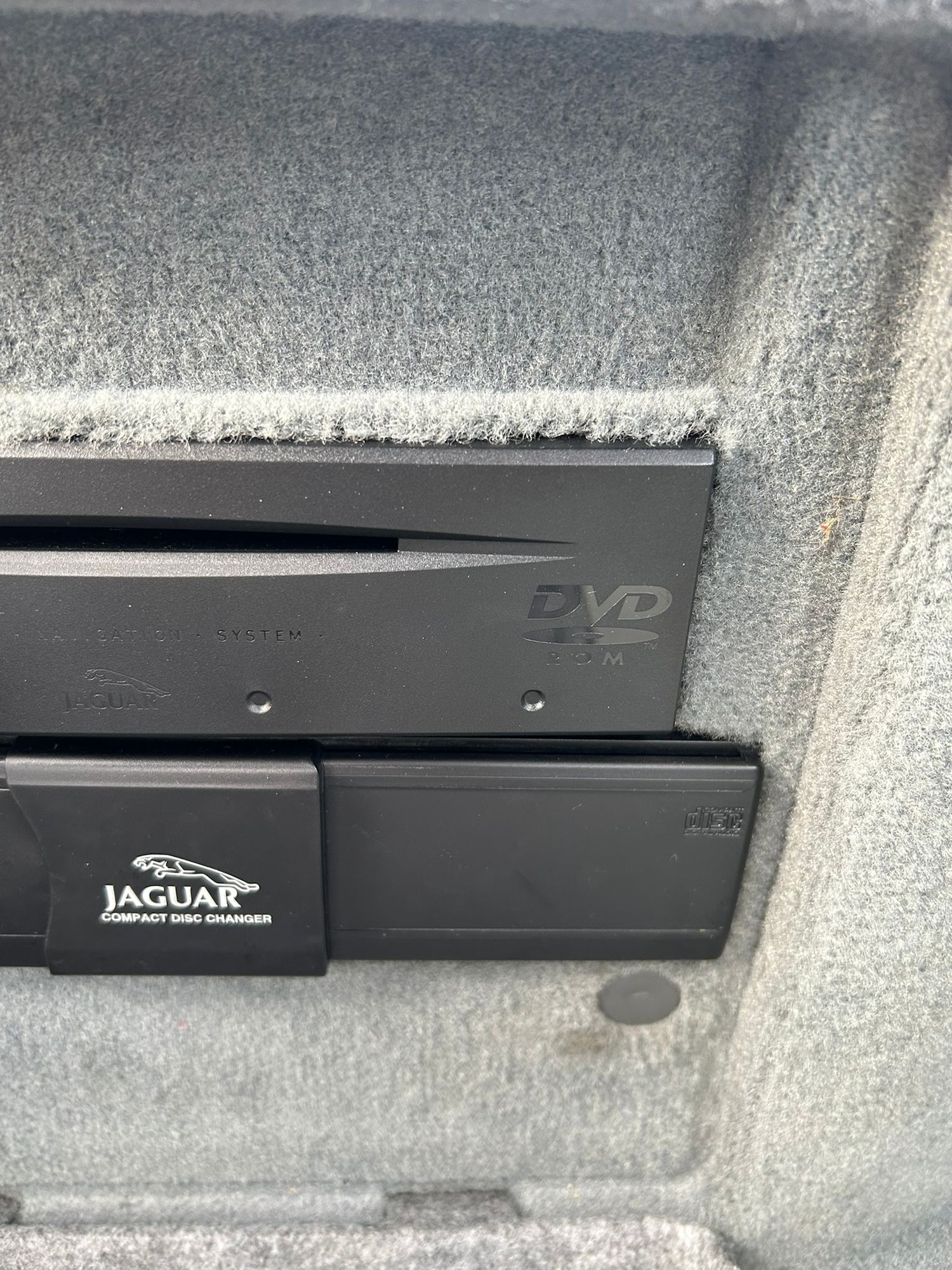 Used Jaguar XJ 2009 for sale - 73490391: Photo 14