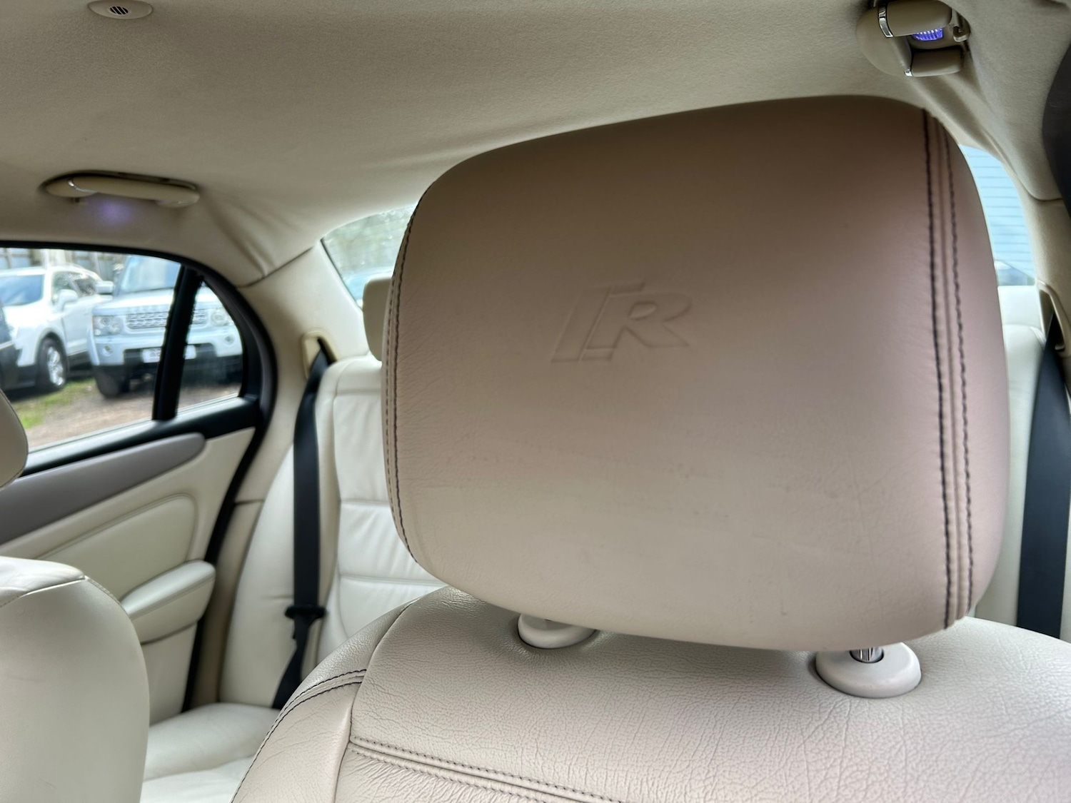 Used Jaguar XJ 2009 for sale - 73490391: Photo 21