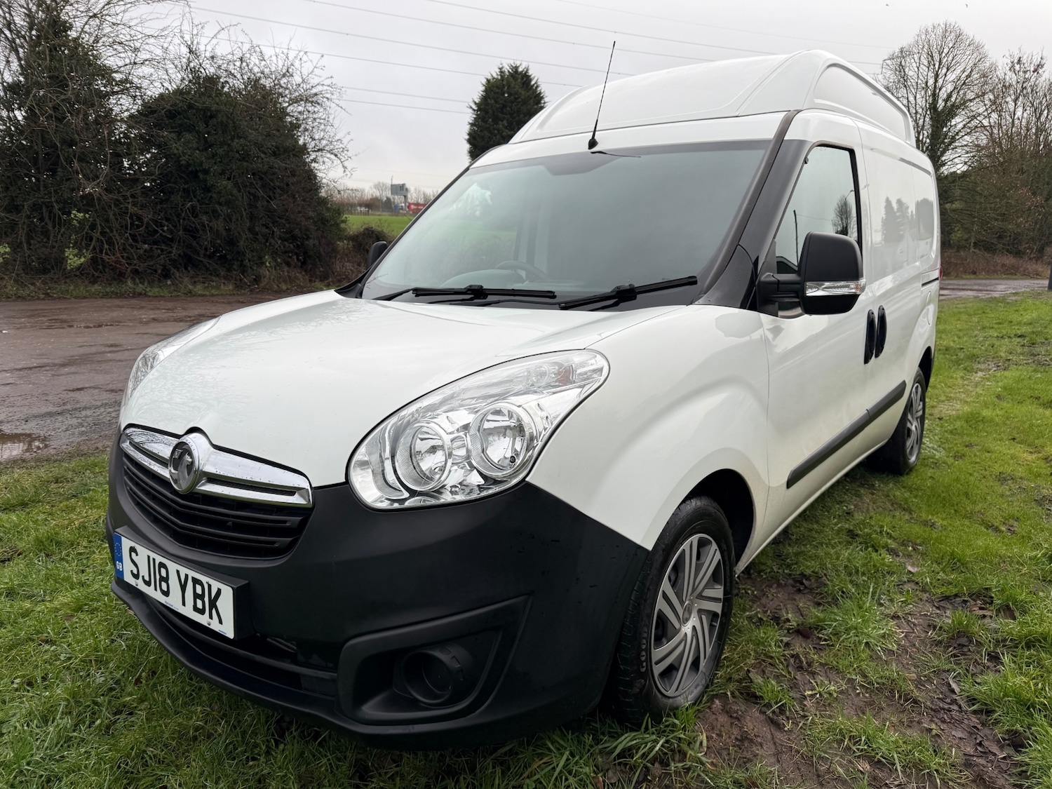 Used Vauxhall Combo 2018 for sale - 77378811: Photo 2