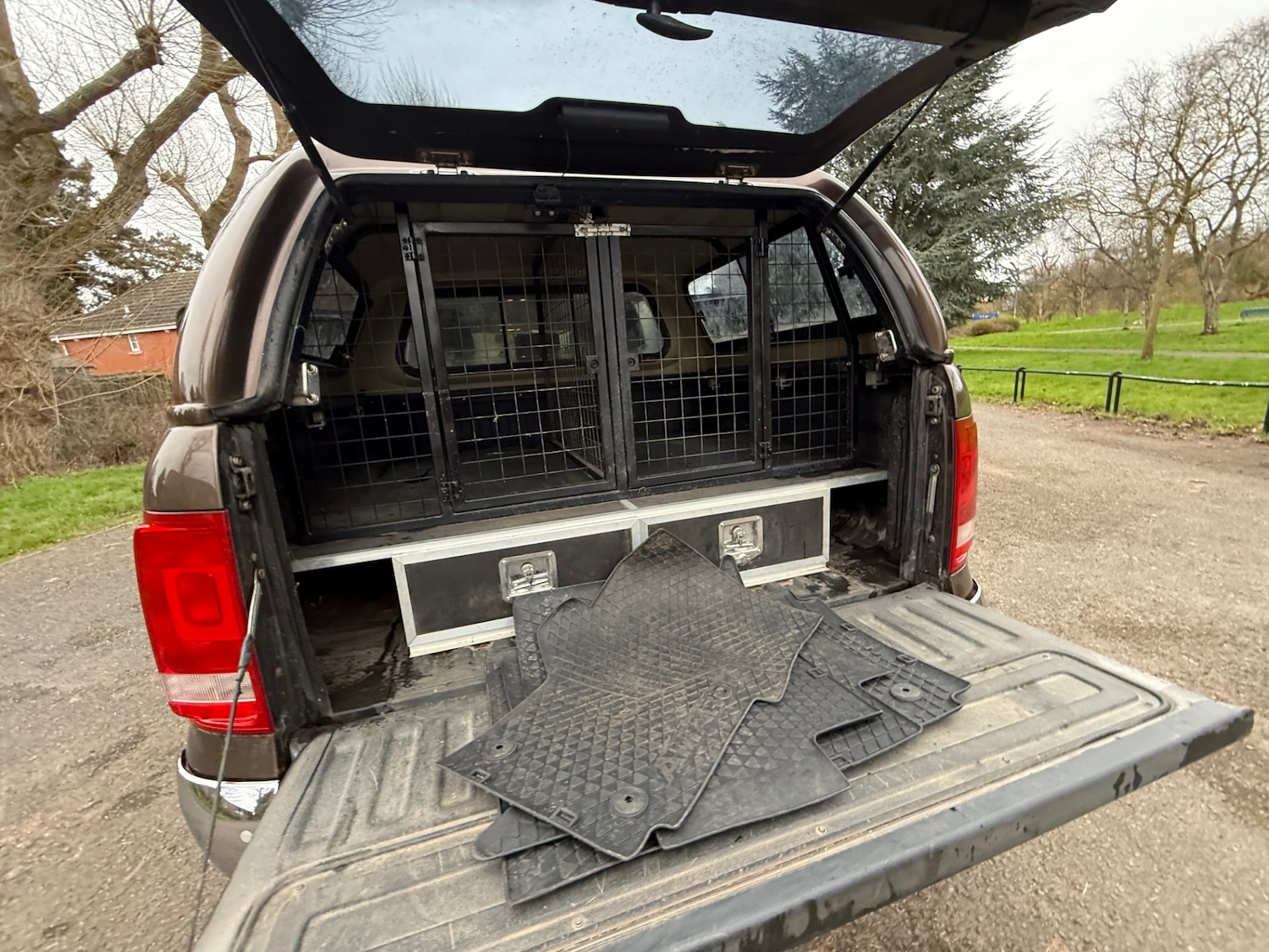 Used Volkswagen Amarok 2012 for sale - 77592428: Photo 12