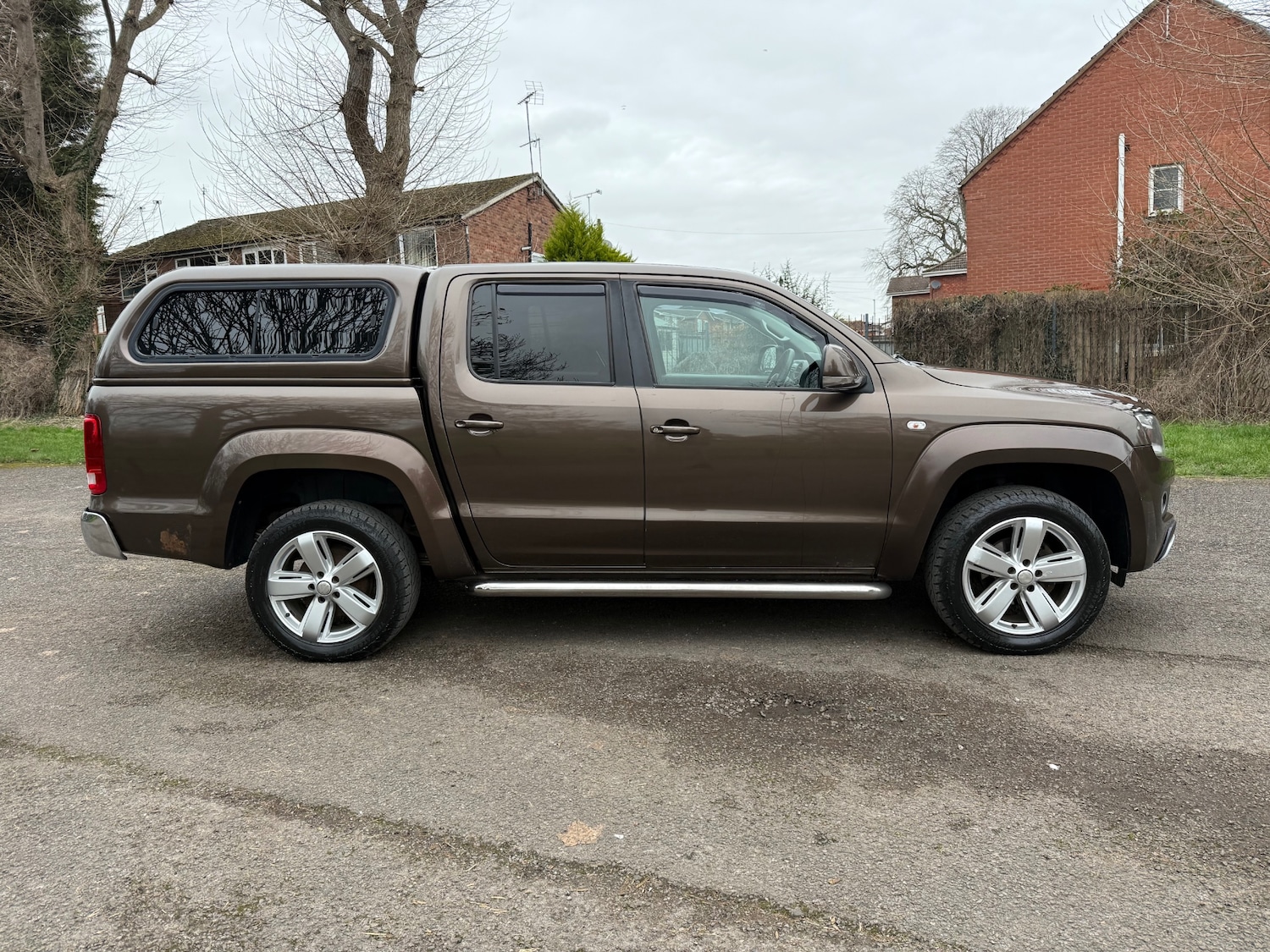 Used Volkswagen Amarok 2012 for sale - 77592428: Photo 2