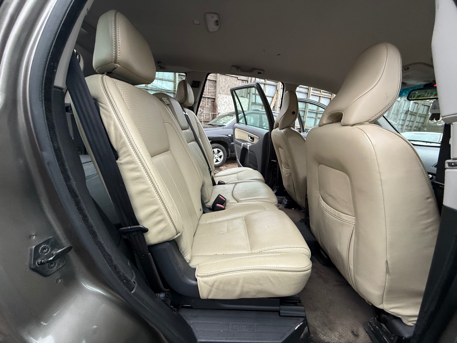 Used Volvo XC90 2011 for sale - 77592558: Photo 10