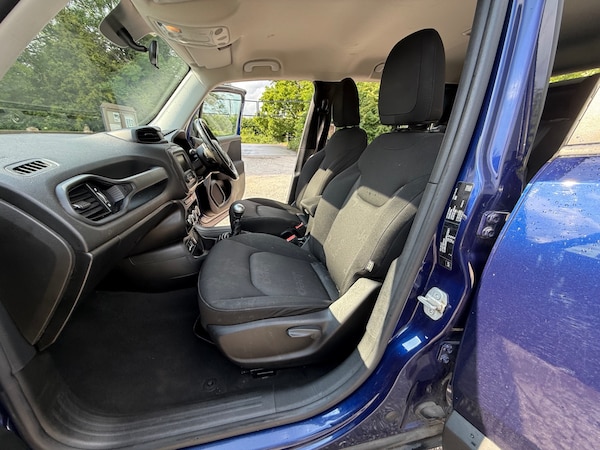Used Jeep Renegade 2016 for sale - 74857131: Photo 14