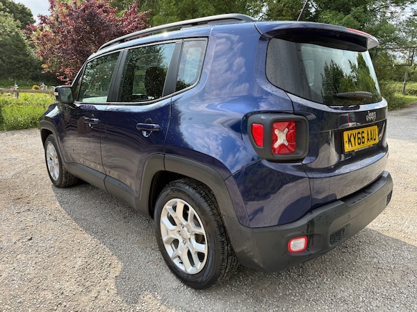 Used Jeep Renegade 2016 for sale - 74857131: Photo 5