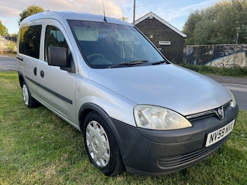 2010 (59) - 1.4i 1700 5dr