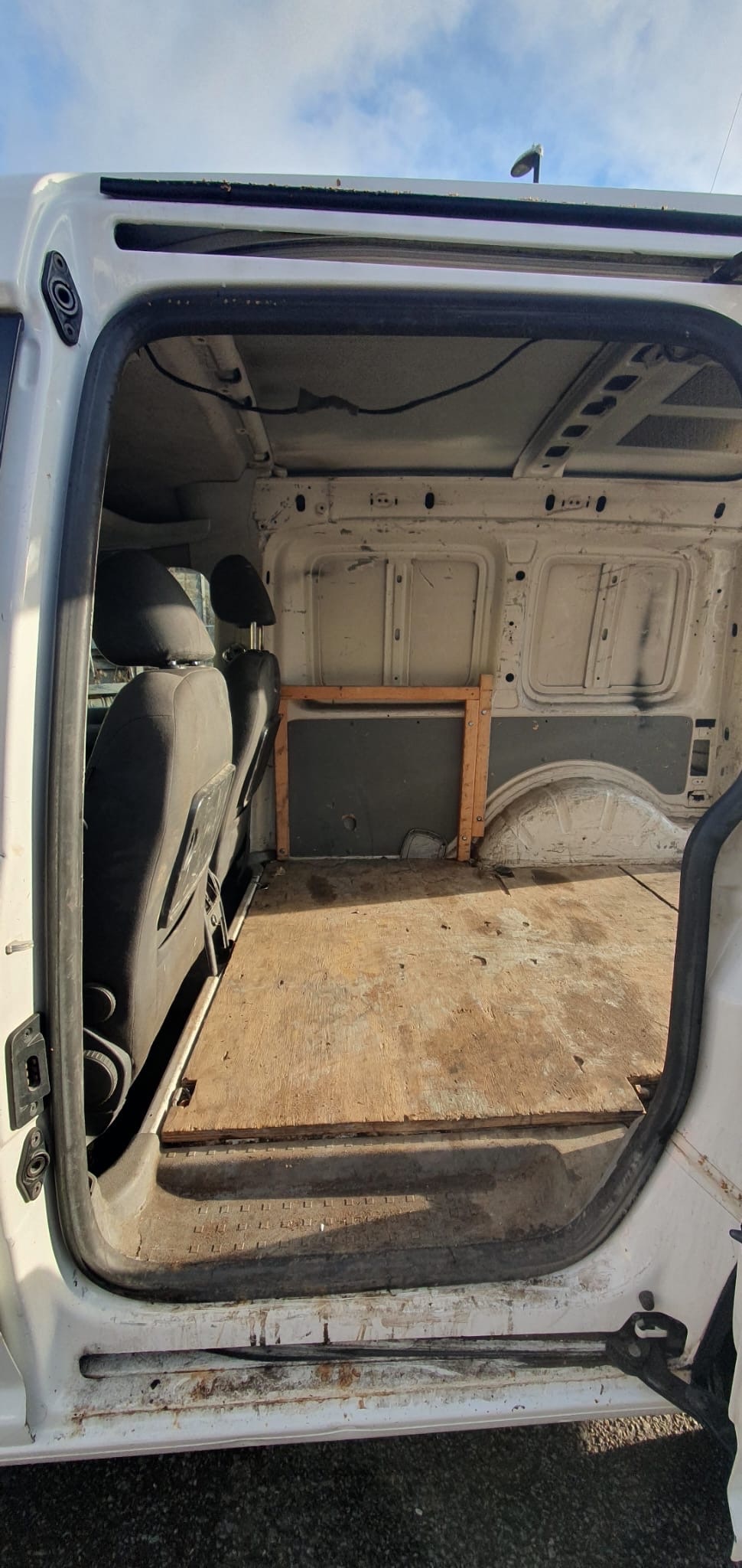 Used Volkswagen Caddy 2010 for sale - 76626047: Photo 13