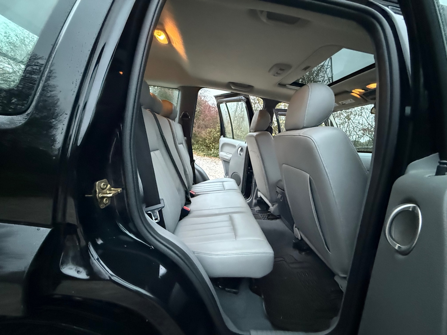 Used Jeep Cherokee 2006 for sale - 76589934: Photo 11